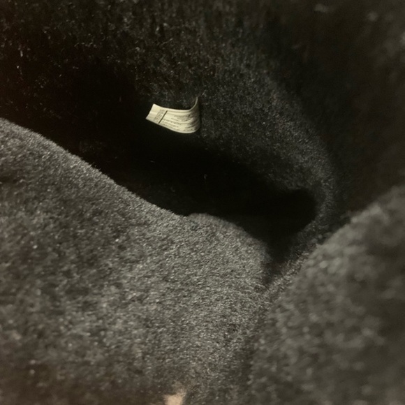 UGG Bailey Button Triplet Ii Winter Boot - Picture 13 of 16